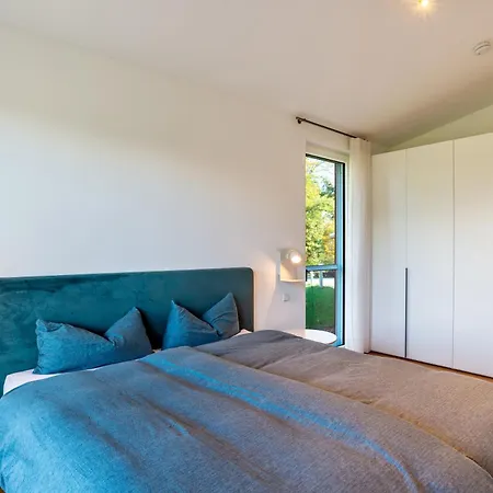 Reiser Apartment